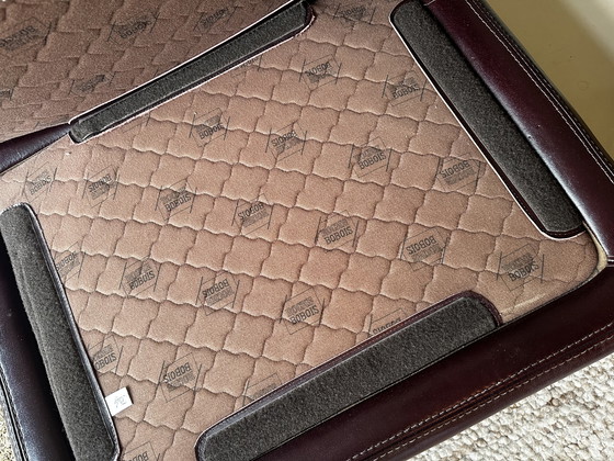 Image 1 of Pouf en cuir de Roche Bobois