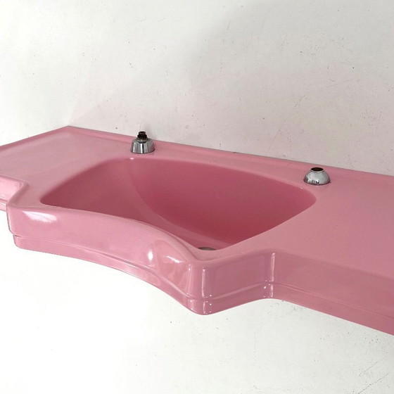 Image 1 of Grand lavabo rose vintage, années 1980