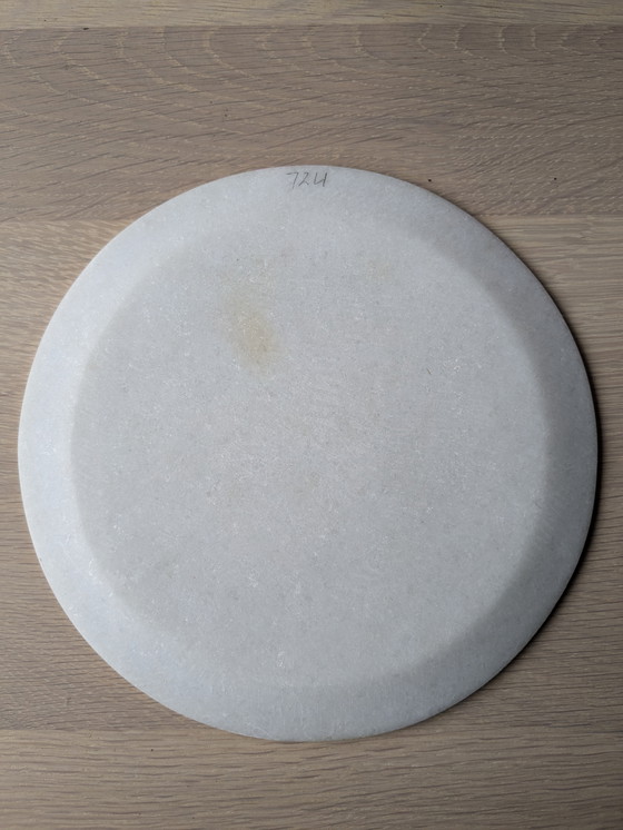 Image 1 of Piatto intarsiato in marmo bianco