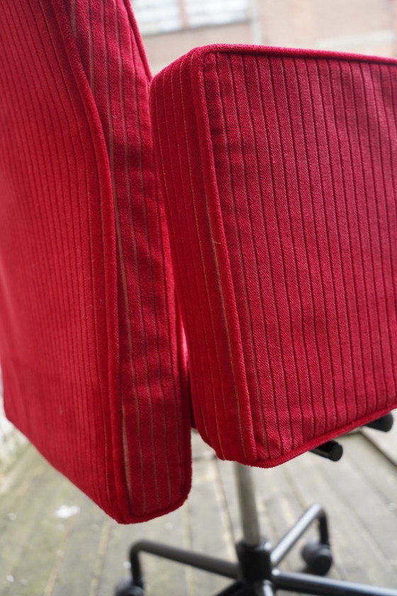 Bulo Pub & Club Red velvet chair on black chromed wheels, Office chairs, Textile, Metal, Vintage (photo 5 of 9)