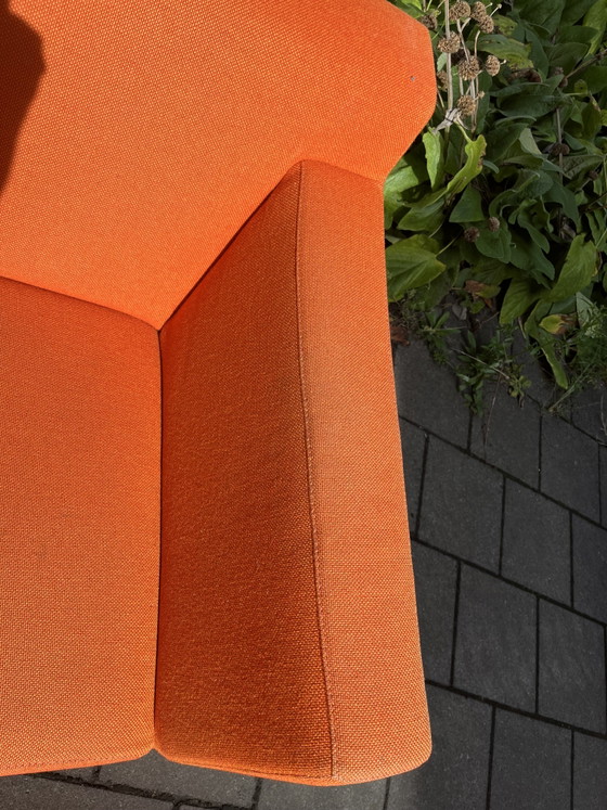 Pode Plot Bank von Design Duo – Orange/Rot – Sofas, Leather, Wool (photo 7 of 9)
