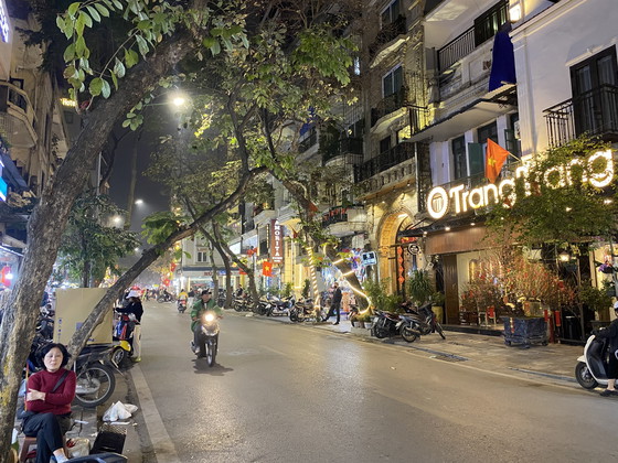 Image 1 of Specchio rotondo