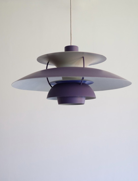 Suspension vintage Louis Poulsen PH5, violette, Métal (photo 2 sur 5)