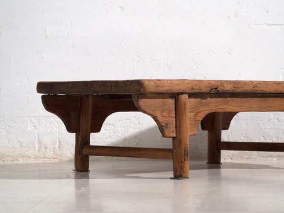 Antiker niedriger Tisch aus Kiefernholz – China, ca. 1930 – Couchtische (photo 24 of 40)