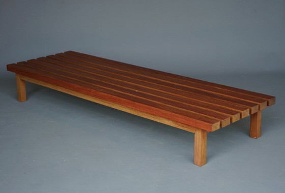 Image 1 of Grote teakhouten lage bank of salontafel uit het midden van de vorige eeuw, jaren 60.
