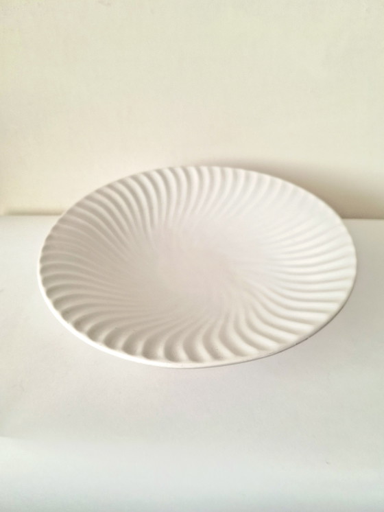 Image 1 of Vintage Delfts Wit Drielpoot Schaal met Spiraaldecor - 25 cm | Mid-Century Design