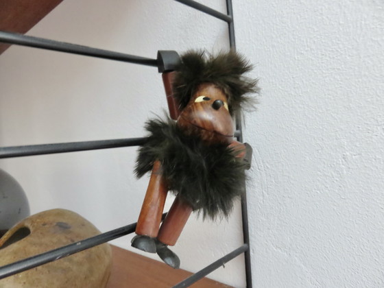 Image 1 of 2 hommes des cavernes en teck, années 60 70