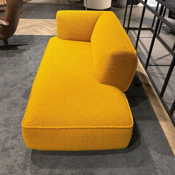 Leolux Loya Divan geel – Banken, Leather (photo 2 of 3)