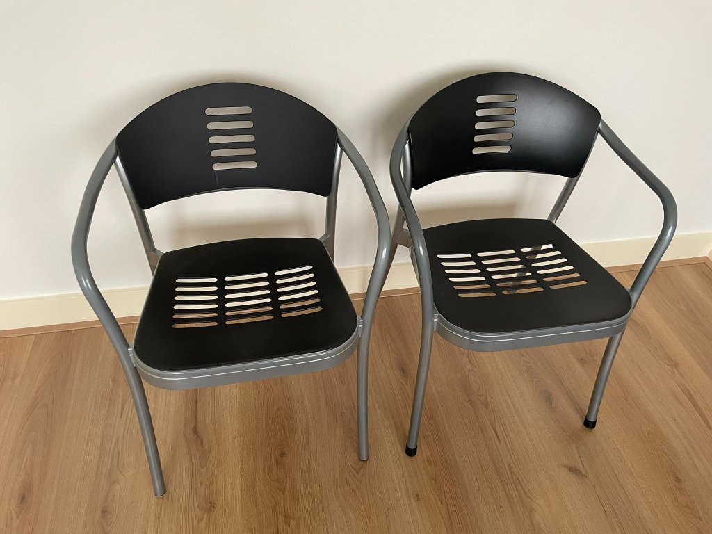 2x Kartell Chairs Mauna Kea | €80 | Whoppah