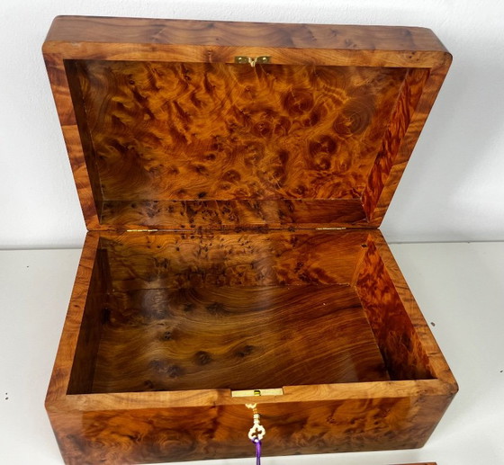 Luxueuse et grande boîte à bijoux XXL / coffret de rangement en racine de bois de thuya, dimensions 30x20x (photo 9 of 16)
