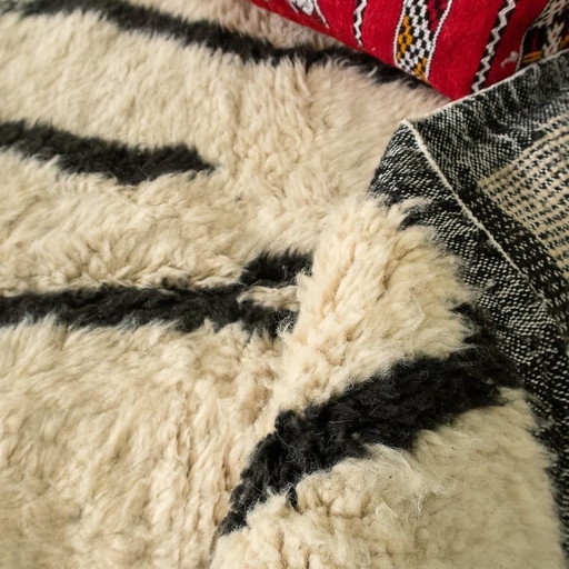 Tapis en laine pure fait main traditionnelle länge 2/3 m