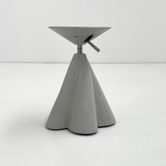 Sgabello girevole di Philippe Starck per Presence Paris/L’Oréal, anni '80 – Sgabelli, Metal, Plastic (photo 4 of 10)
