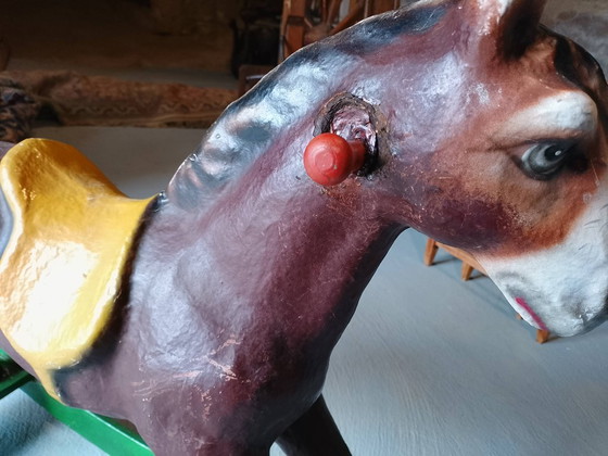 Image 1 of Cheval à bascule en carton des années 1950