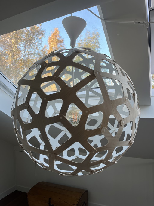 Lámpara colgante David Trubridge Coral de 60 cm