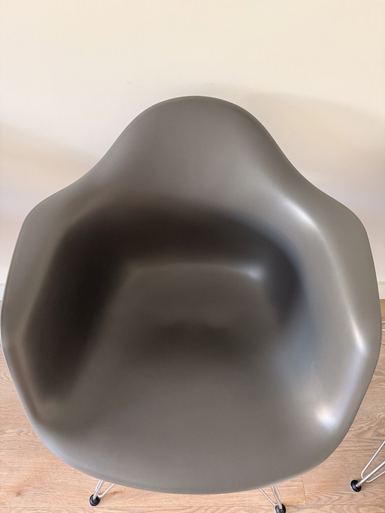 4x Vitra DAR Stuhl – Esszimmerstühle, Metal, Plastic (photo 7 of 9)