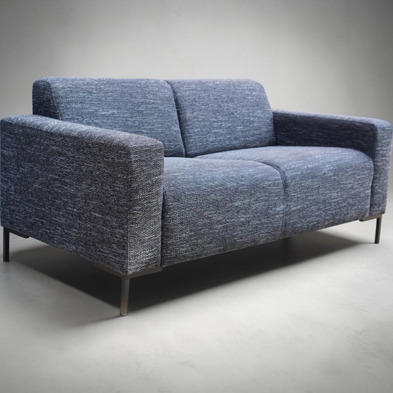 Image 1 of Comfortable two-seater sofa in black white/grey fabric (professionally cleaned)