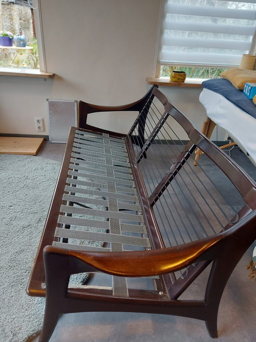 Panchina degli anni '50, marca Gelderland, legno di teak.