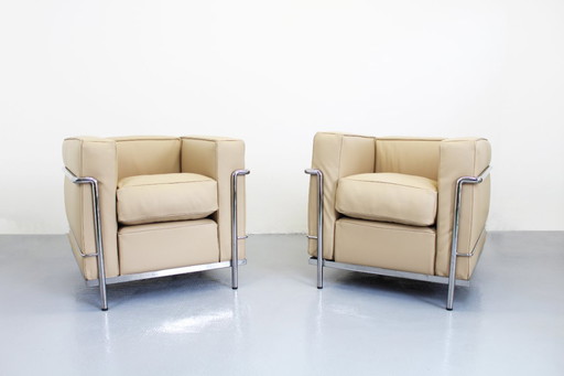 Lc2 Chair Le Corbusier Beige Leather Cassina, Charlotte Perriand Seats