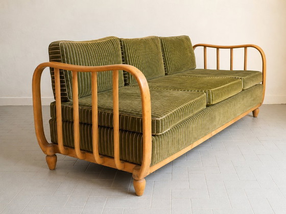 Image 1 of Ein außergewöhnlich elegantes italienisches Wandsofa aus den 1950er Jahren