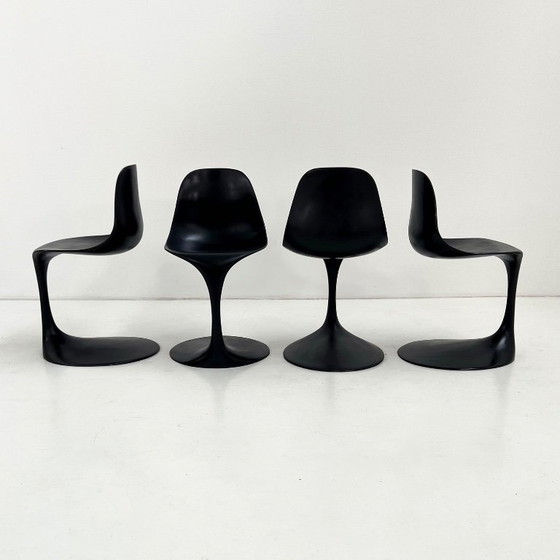 Set di 6 sedie da pranzo nere disegnate da Rudi Bonzanini per Tecnosalotto, anni '60. – Fiberglass (photo 3 of 16)