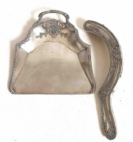 Zilveren metalen kruimelvanger uit de jaren 30