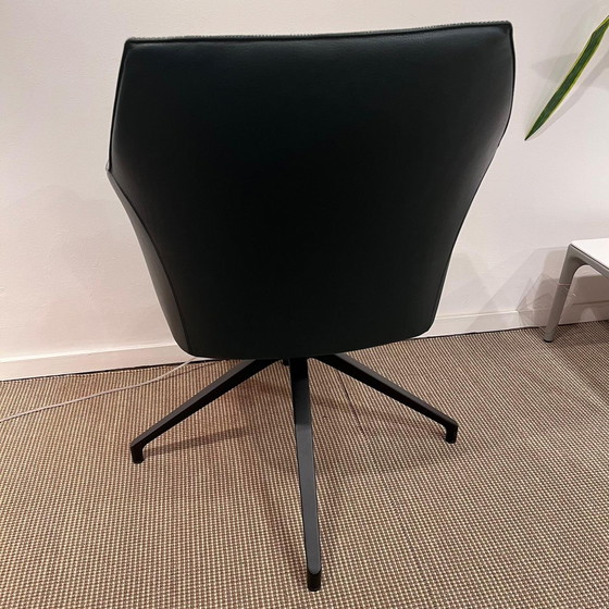 Image 1 of Leolux Mara Esszimmerstuhl