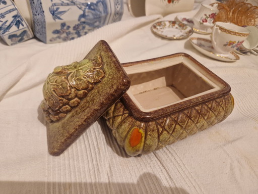 Wunderschöne alte Bonbonniere