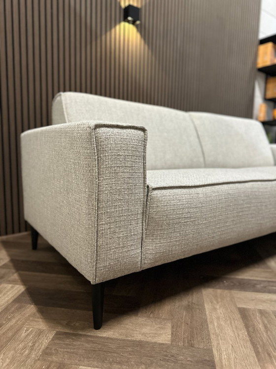 Sofá gris de muestra en perfecto estado, 220x88 cm. – Sitdesign, Sofás de 2 plazas, Textile (photo 3 of 8)