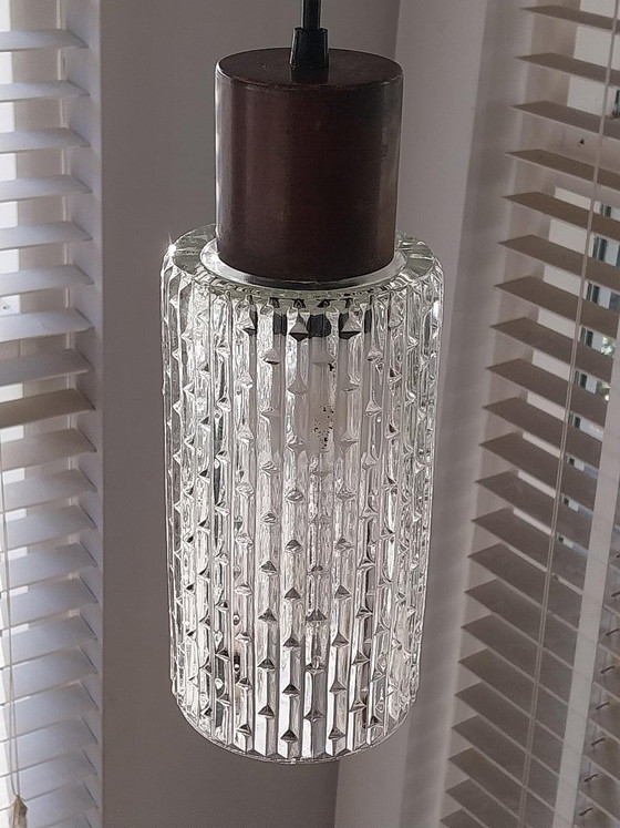 Vintage 70s pendant lamp with embossed glass and copper, Transparent (photo 4 of 9)