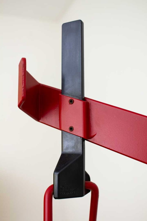 Image 1 of 1985 Lande Design Porte-manteau Acier laqué rouge