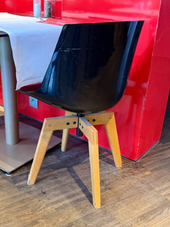Model MDF Flow chair with four-leg oak base – MDF Italia, Swivel chairs, Polyester (photo 4 of 5)