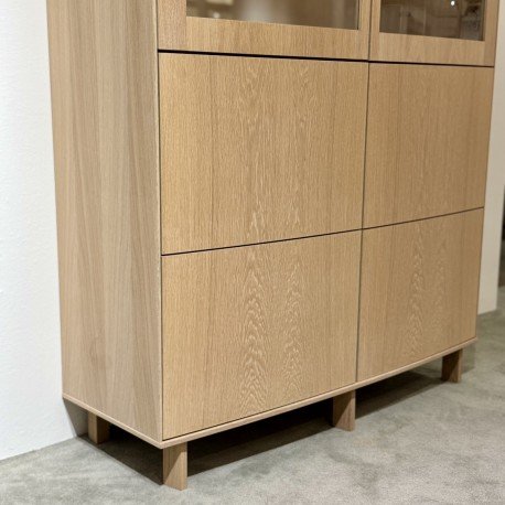 Image 1 of Vetrina in rovere Skovby