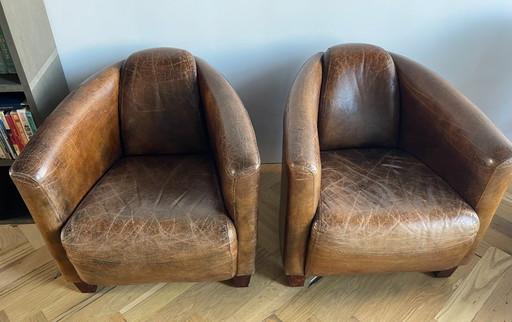 Paar Franse leren pilootstoelen — Art Deco stijl  Iconische kuipstoelen met prachtige patina, jaren '70–'90
