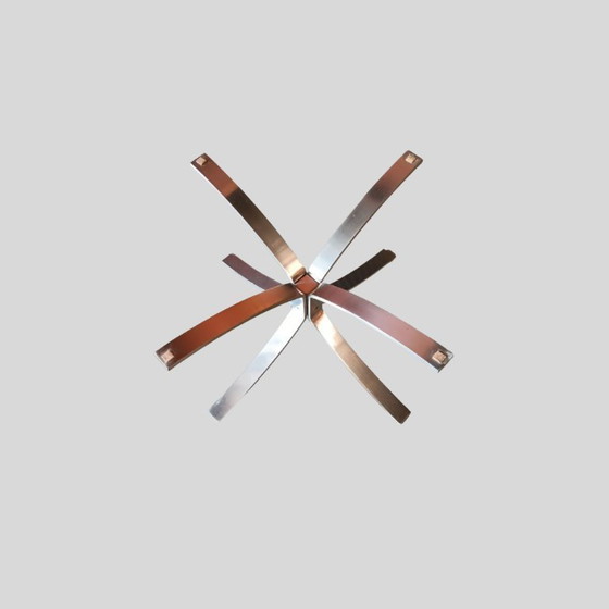 Image 1 of Grote ronde vintage salontafel met dik structuurglas - jaren 70