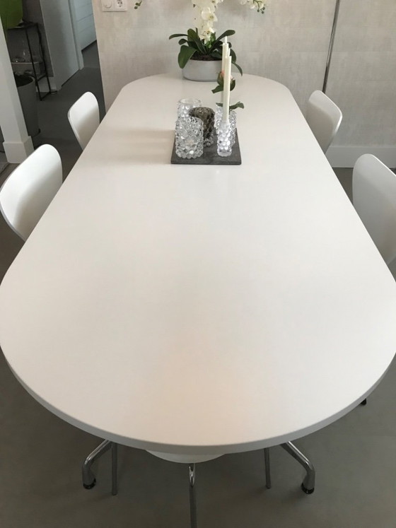 Vitra Eames Eettafel – Aluminium, lamine (photo 4 of 10)