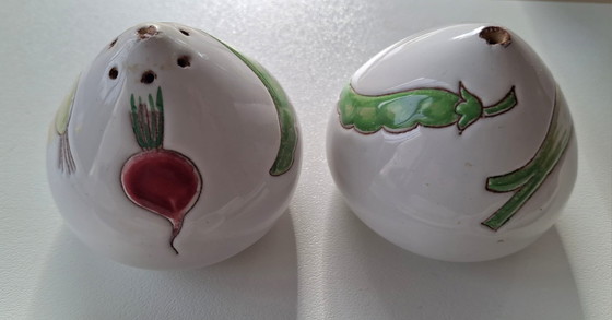 Image 1 of Vintage crockery vegetables. Hand painted in Italy