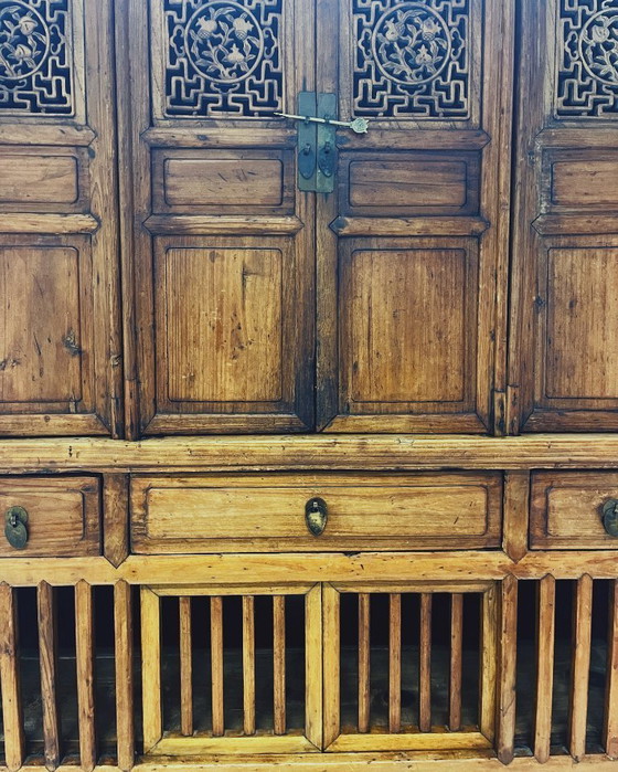 Image 1 of Mobiletto cinese antico.