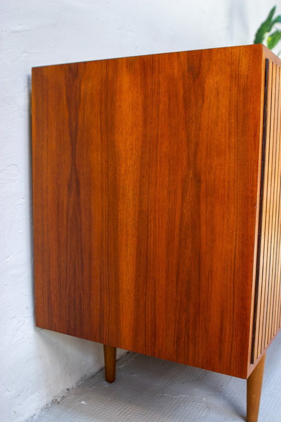 Image 1 of Credenza/cassettiera vintage in teak, stile danese di metà secolo, anni '60.