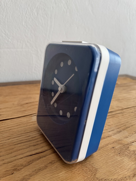 Image 1 of Krontaler Tischuhr im Retro-Look, blau