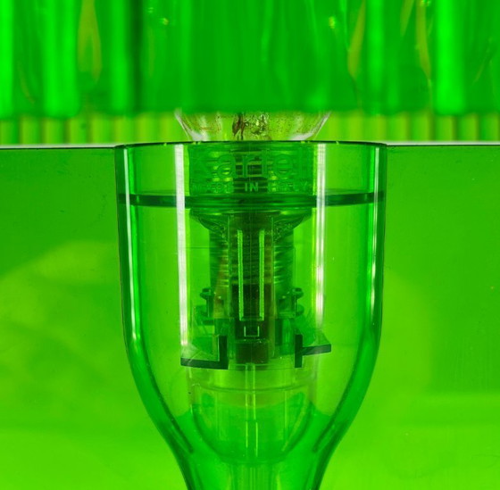 Image 1 of Lampe de table Kartell « Take » verte – Design de Ferruccio Lavia, fabriquée en Italie