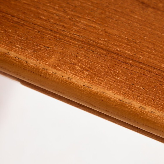 Image 1 of MK9976 Table de salle à manger restaurée en teck et chêne