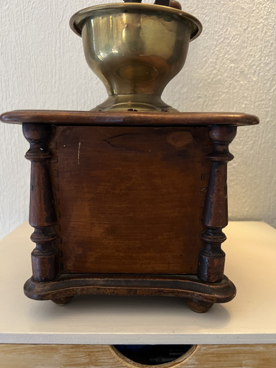 Houten handmatige koffiemolen – Keukenaccessoires, Wood, Cast Iron (photo 4 of 6)