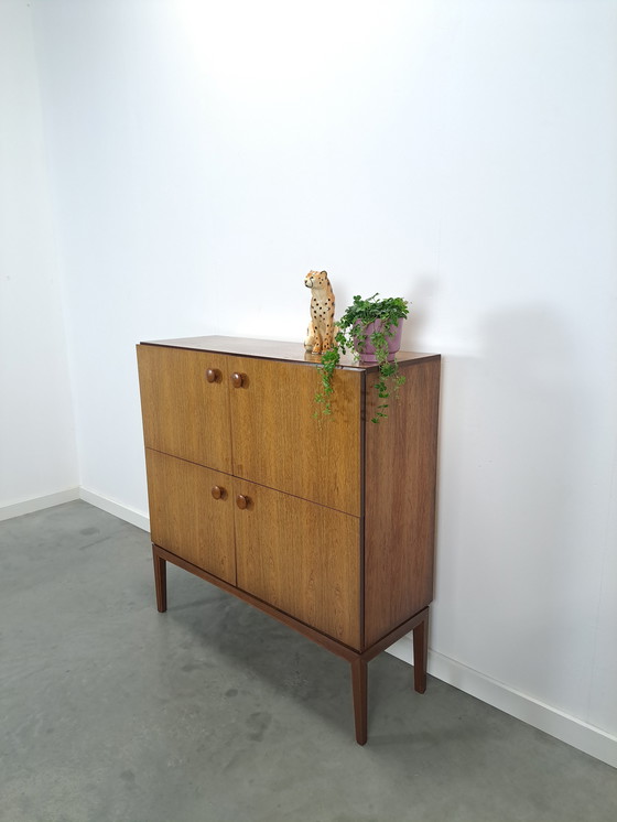 Image 1 of Meuble Palette Möbel en placage de bois de rose avec 4 compartiments et poignées rondes vintage