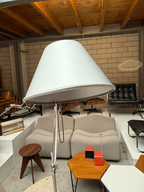 Image 1 of Artemide Tolomeo tafellamp