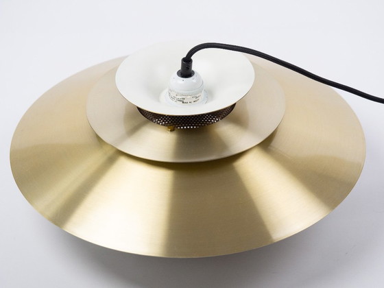 Danish vintage pendant lamp Jeka by Kurt Wiborg, 1980s, Aluminium, Gold (photo 5 of 10)
