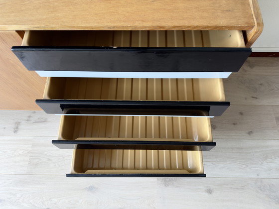 Vintage Jiri Jiroutek Dresser / Sideboard – Black and White Plastic Drawers – Wood (photo 5 of 8)