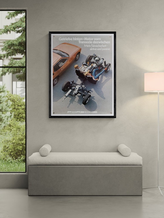 Image 1 of Porsche Getriebe Hinten - Motor Vorn – 1976 – Poster originale Porsche vintage di Werbeagentur Strenger – 102x76 cm