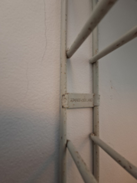 Tomado Étagères murales, Vintage Dutch Design, Années soixante – Metal (photo 6 of 11)