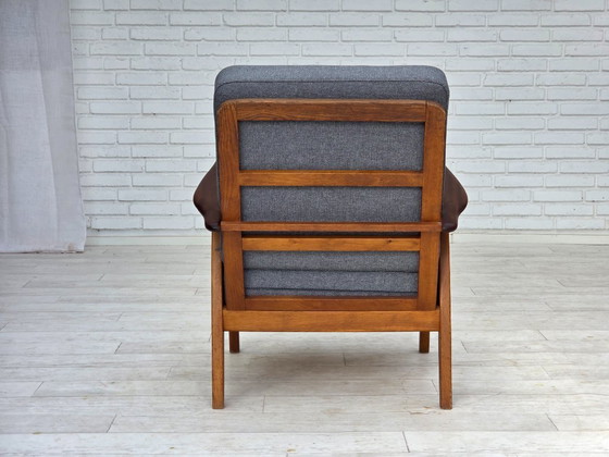 Image 1 of Años 70, pareja de sillones daneses, retapizados, muebles de lana, madera de teca y roble.