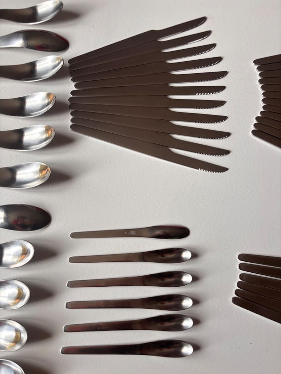 Image 1 of 48 Couverts Arne Jacobsen Service AJ pour Anton Michelsen - Design danois inox vintage années 50/60